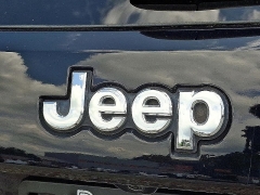 Used 2020 Jeep Grand Cherokee 4d SUV 4WD Laredo E at Peters Auto Mall near High Point, NC