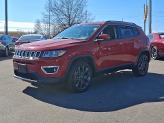 Used 2019  Jeep Compass 4d SUV 4WD Limited at Peters Auto Mall near High Point&comma; NC