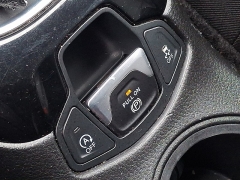 Used 2020  Jeep Compass 4d SUV FWD Limited at Peters Auto Mall near High Point&comma; NC