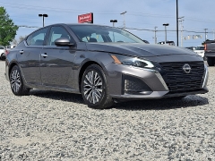  2023 Nissan Altima 2.5 SV Sedan at Peters Auto Mall near High Point, NC