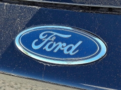 Used 2020 Ford Escape 4d SUV AWD SE at Peters Auto Mall near High Point, NC