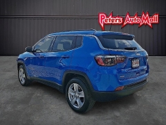Used 2022  Jeep Compass Latitude FWD at Peters Auto Mall near High Point&comma; NC