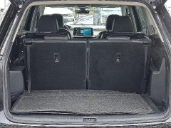 Used 2024  Volkswagen Atlas 2&period;0T SE w&sol;Technology FWD at Peters Auto Mall near High Point&comma; NC