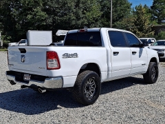 Used 2024  Ram 1500 4WD Big Horn Crew Cab 5'7" Box at Peters Auto Mall near High Point&comma; NC