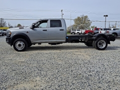 Used 2023  Ram 5500 Cab-Chassis 4WD Tradesman Crew Cab 84" CA 197&period;4" WB at Peters Auto Mall near High Point&comma; NC