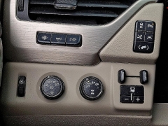 Used 2019  GMC Yukon XL 4d SUV 4WD Denali at Peters Auto Mall near High Point, NC