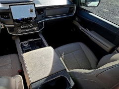 Used 2022  Ford Expedition XLT 4x2 at Peters Auto Mall near High Point&comma; NC