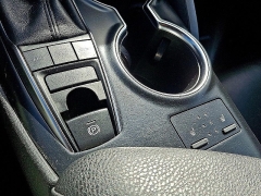 Used 2018  Toyota Camry 4d Sedan XLE at Peters Auto Mall near High Point, NC