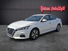 Used 2020  Nissan Altima 4d Sedan AWD 2&period;5L SV at Peters Auto Mall near High Point&comma; NC