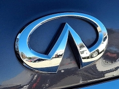 Used 2024  INFINITI QX80 LUXE AWD at Peters Auto Mall near High Point&comma; NC