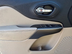 Used 2020  Jeep Cherokee 4d SUV FWD Latitude 2.4L at Peters Auto Mall near High Point, NC