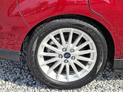 Used 2016  Ford C-MAX Hybrid 4d Hatchback SEL at Peters Auto Mall near High Point&comma; NC