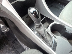 Used 2013  Hyundai Sonata Hybrid 4d Sedan at Peters Auto Mall near High Point&comma; NC