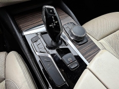 Used 2019  BMW 5 Series 540i Sedan at Peters Auto Mall near High Point&comma; NC