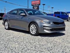  2016 Kia Optima 4d Sedan LX at Peters Auto Mall near High Point, NC
