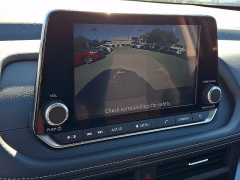 Used 2025  Nissan Rogue FWD SV at Peters Auto Mall near High Point&comma; NC