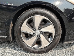 Used 2016  Hyundai Sonata Hybrid 4d Sedan Limited at Peters Auto Mall near High Point&comma; NC