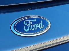 Used 2025  Ford Explorer Active RWD at Peters Auto Mall near High Point&comma; NC