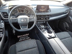 Used 2025  Nissan Rogue AWD SV at Peters Auto Mall near High Point, NC