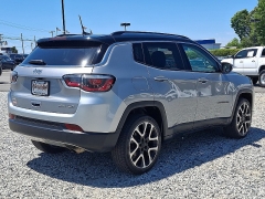 Used 2021  Jeep Compass Limited 4x4 at Peters Auto Mall near High Point&comma; NC