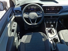 Used 2024  Volkswagen Taos SE FWD at Peters Auto Mall near High Point&comma; NC