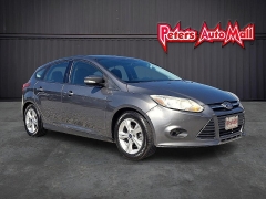  2014 Ford Focus 4d Hatchback SE at Peters Auto Mall near High Point, NC
