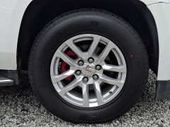 Used 2020  GMC Yukon XL 4d SUV RWD SLE at Peters Auto Mall near High Point&comma; NC