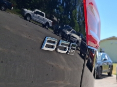 Used 2023  Volvo XC40 B5 AWD Plus Dark Theme at Peters Auto Mall near High Point&comma; NC