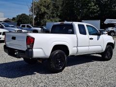 Used 2020  Toyota Tacoma 2WD Access Cab SR at Peters Auto Mall near High Point&comma; NC