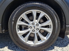 Used 2024  Ford Explorer XLT 4WD at Peters Auto Mall near High Point&comma; NC
