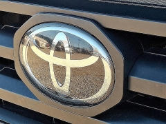 Used 2021  Toyota Tacoma 2WD SR Double Cab 5ft Bed I4 AT at Peters Auto Mall near High Point&comma; NC