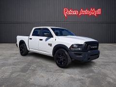  2024 Ram 1500 Classic 2WD Warlock Crew Cab 5'7