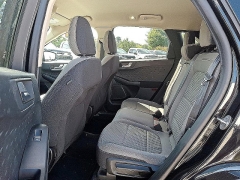 Used 2020 Ford Escape 4d SUV AWD SE at Peters Auto Mall near High Point, NC