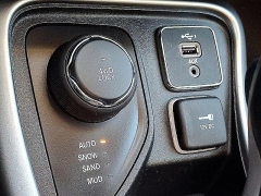 Used 2020  Jeep Compass 4d SUV 4WD Latitude at Peters Auto Mall near High Point, NC