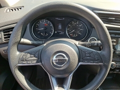 Used 2018  Nissan Rogue Sport 4d SUV FWD SV at Peters Auto Mall near High Point&comma; NC