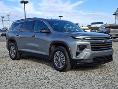  2025 Chevrolet Traverse AWD 4dr LT w/2LT at Peters Auto Mall near High Point, NC
