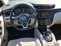 Used 2020  Nissan Rogue Sport 4d SUV AWD SV at Peters Auto Mall near High Point&comma; NC