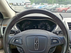 Used 2018 Lincoln MKZ 4d Sedan FWD Reserve at Peters Auto Mall near High Point, NC