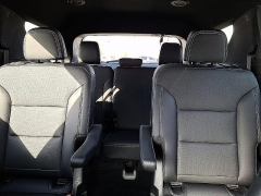 Used 2025  Chevrolet Traverse AWD 4dr LT w&sol;2LT at Peters Auto Mall near High Point&comma; NC