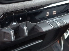 Used 2024  Ram 2500 4WD Big Horn Crew Cab 6'4" Box at Peters Auto Mall near High Point&comma; NC