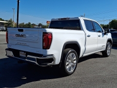 Used 2025  GMC Sierra 1500 2WD Crew Cab 147" SLT at Peters Auto Mall near High Point&comma; NC