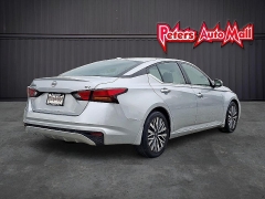 Used 2023  Nissan Altima 2&period;5 SV Sedan at Peters Auto Mall near High Point&comma; NC