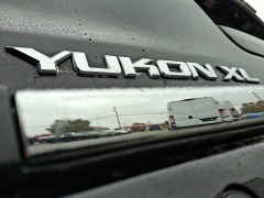 Used 2019  GMC Yukon XL 4d SUV 4WD Denali at Peters Auto Mall near High Point, NC