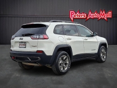 Used 2019  Jeep Cherokee 4d SUV 4WD Trailhawk 3&period;2L at Peters Auto Mall near High Point&comma; NC