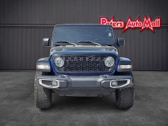 Used 2020  Jeep Wrangler Unlimited 4d SUV 4WD Sahara at Peters Auto Mall near High Point&comma; NC