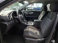 Used 2025  Chevrolet Blazer AWD 4dr LT w&sol;2LT at Peters Auto Mall near High Point&comma; NC