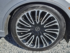 Used 2020  Lincoln Aviator 4d SUV AWD Black Label at Peters Auto Mall near High Point&comma; NC