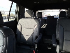 Used 2025  Chevrolet Traverse AWD 4dr LT w&sol;2LT at Peters Auto Mall near High Point&comma; NC