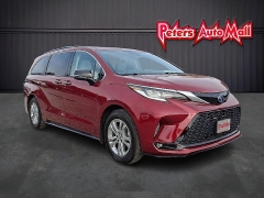  2022 Toyota Sienna XSE AWD 7-Passenger at Peters Auto Mall near High Point, NC