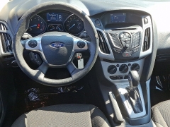 Used 2014  Ford Focus 4d Hatchback SE at Peters Auto Mall near High Point&comma; NC